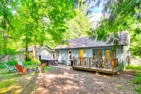 Rhododendron Retreat with Hot Tub Steps to River!